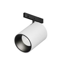RENDER_TR187-1-9W4K-M-BW_on_w_standard